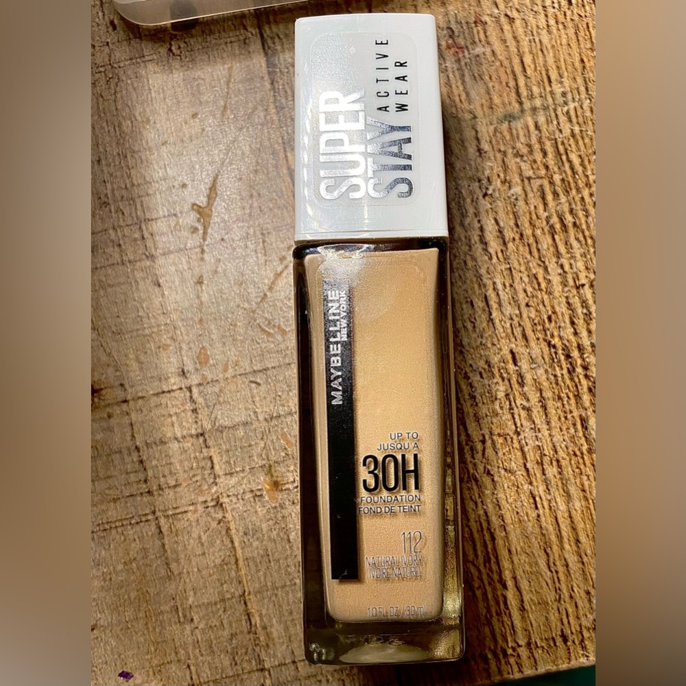 Maybelline Super Stay 30H Foundation - Natural Ivory